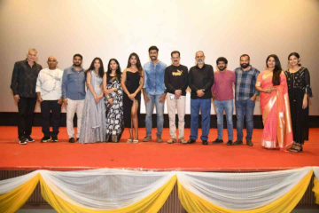 ಕಣ್ಮನ ಸೆಳೆಯುತ್ತಿದೆ "ರುದ್ರ ಗರುಡ ಪುರಾಣ" ಚಿತ್ರದ "ಕಣ್ಮುಂದೆ ಬಂದು" ಹಾಡು .   
